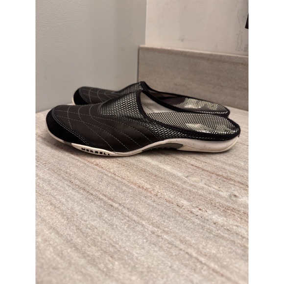 Merrell Phoenicia Black Slip On Mules Sneakers Women's 8 M Leather and Textile - Picture 1 of 7